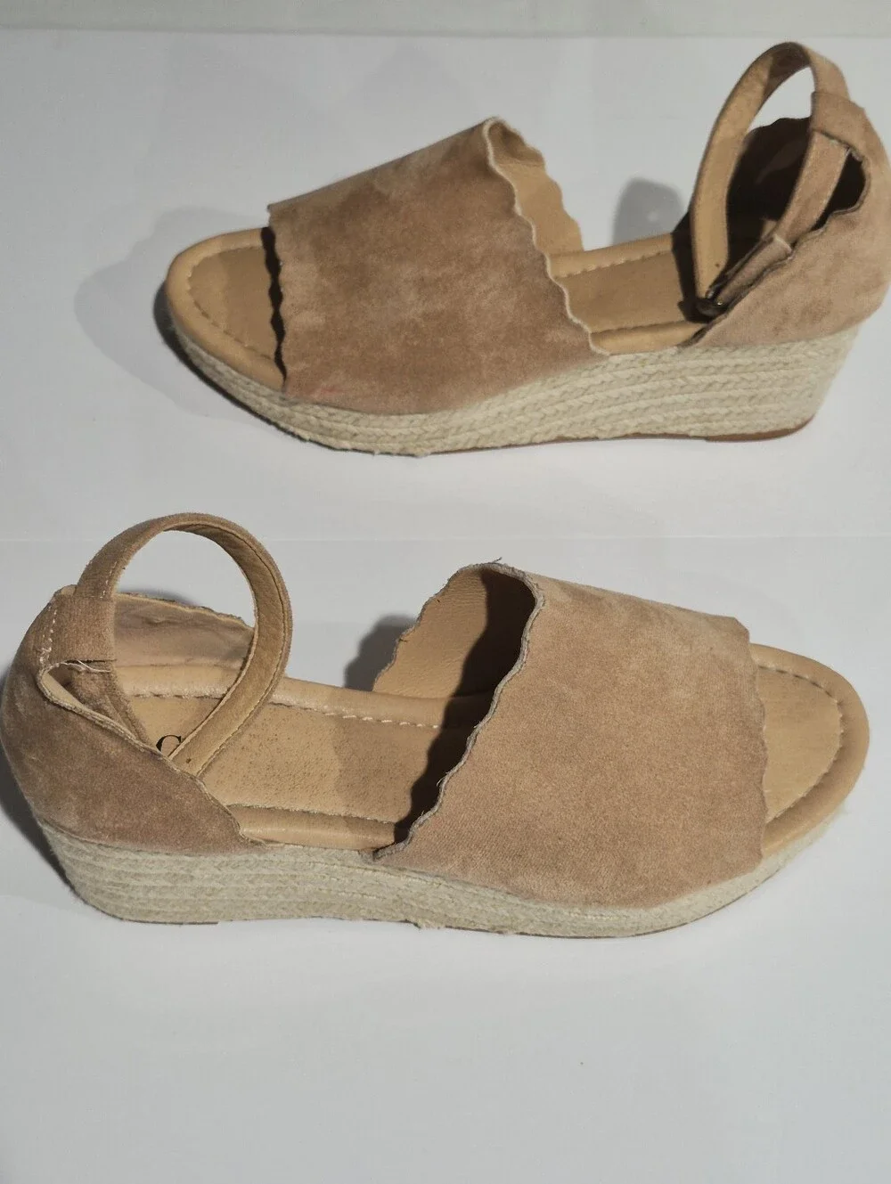 VICI Tan Suede Espadrille Wedge Sandals - Women's Size 10